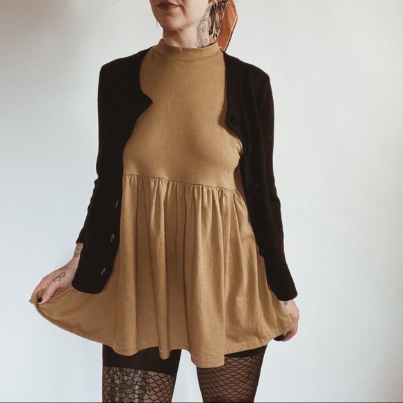 Free People Tops - FREE PEOPLE Retro Mock Neck Top Camel Olive